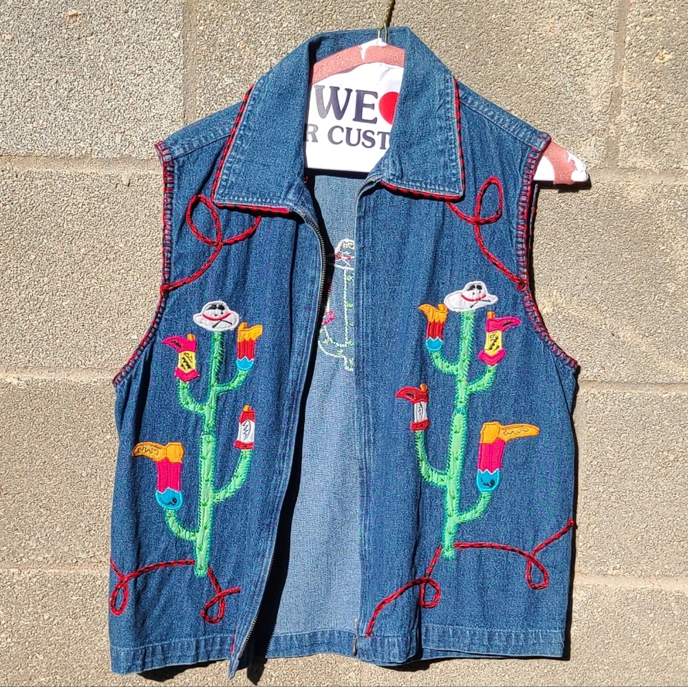 Vintage Embroidered Denim Vest with Cactus Design Zip By Life Style Size M